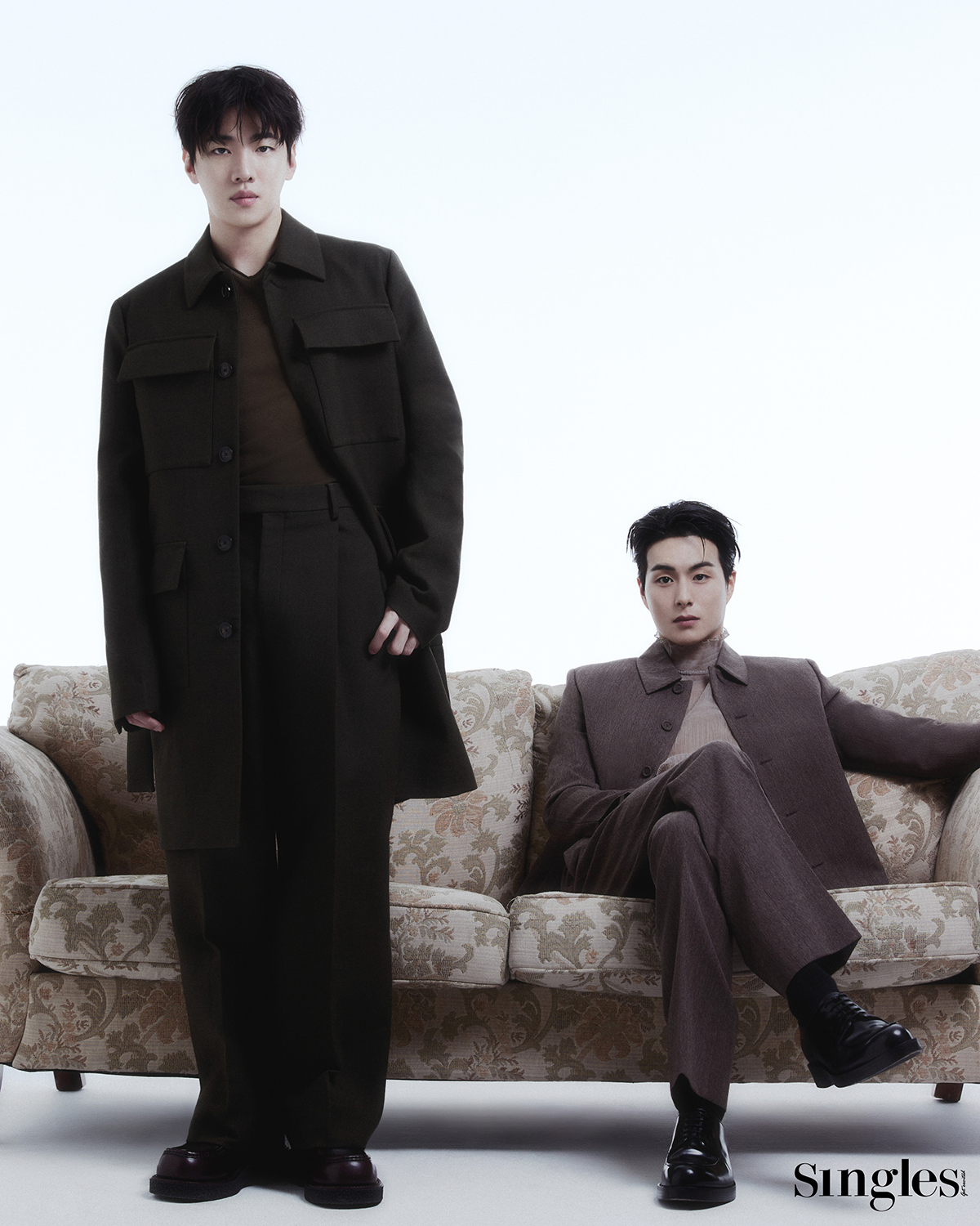 재찬과 정건주의 싱글즈 화보 이미지,  어하루 정건주, 어하루 이도화, 재찬 시맨틱에러